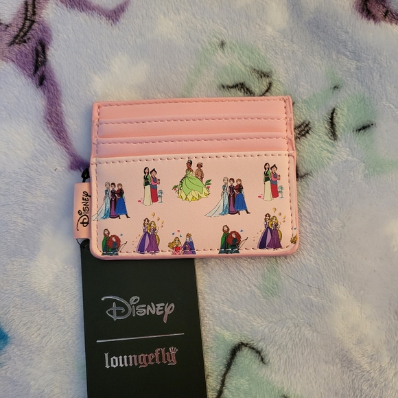 Loungefly Disney card holder - Picture 2 of 7